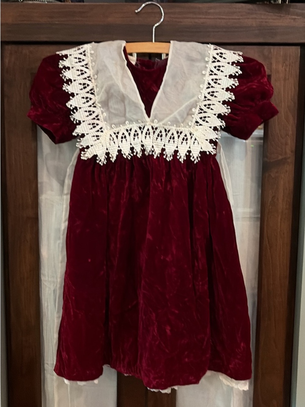 Girls Burgundy Velvet Lace Dress